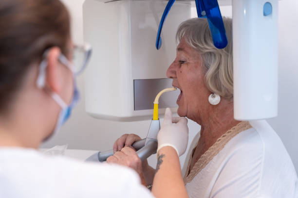 Best Dentist for Tooth Abscess  in Stickney, IL